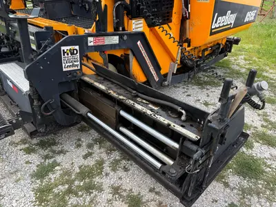 2022 LEEBOY 8515E - view 14 of 27