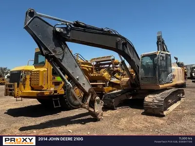 2014 JOHN DEERE 210G - view 2 of 15