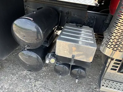 2021 MACK Granite 64FR - view 15 of 26