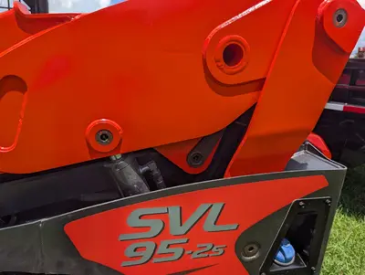 2019 KUBOTA SVL95-2S - view 12 of 24