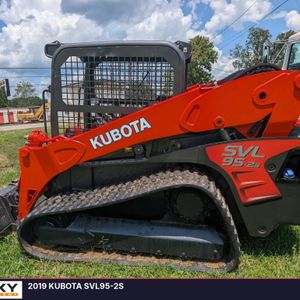 2019 KUBOTA SVL95-2S - view 2 of 24