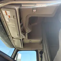 2019 VOLVO VNL860 - view 14 of 51