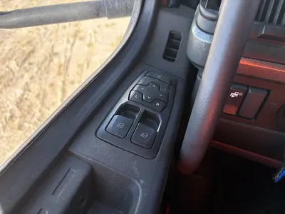 2019 VOLVO VNL860 - view 12 of 50