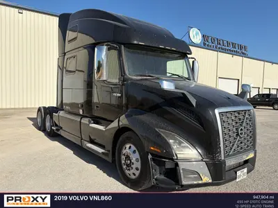 2019 VOLVO VNL860 - view 2 of 50