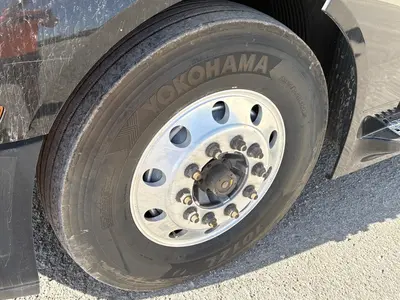 2019 VOLVO VNL860 - view 16 of 50