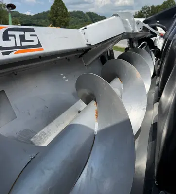 2022 GTS X10 - view 12 of 18