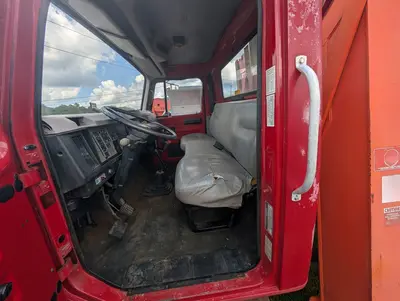 1995  INTERNATIONAL 4700 - view 10 of 29