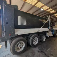 2018 PETERBILT 567 - view 9 of 33