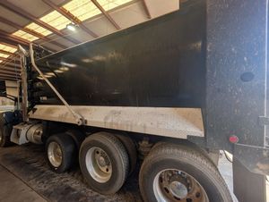 2018 PETERBILT 567 - view 8 of 33
