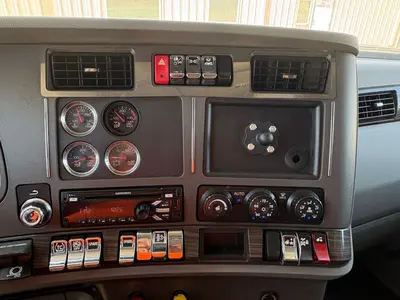 2019 KENWORTH T680 - view 12 of 51