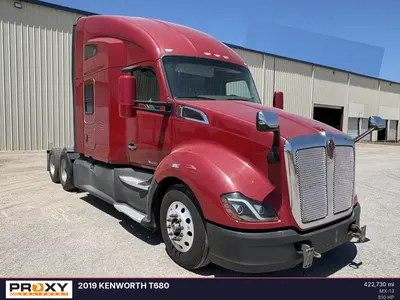 2019 KENWORTH T680 - view 2 of 51