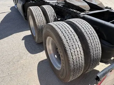 2019 KENWORTH T680 - view 17 of 51