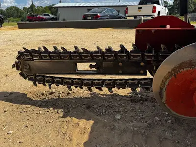 2019 DITCH WITCH C24X - view 11 of 20