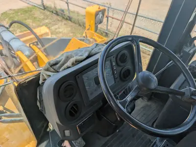 2010 DEERE 544K - view 11 of 35