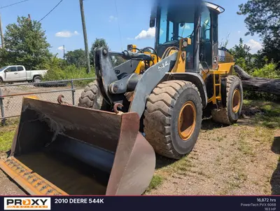 2010 DEERE 544K - view 2 of 35
