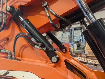 2014 JLG 6042 - view 14 of 24