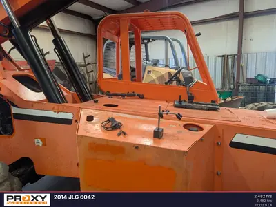 2014 JLG 6042 - view 15 of 24