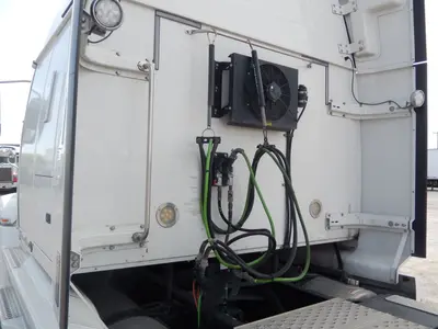 2020 WESTERN STAR 5700XE - view 4 of 49