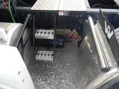 2020 WESTERN STAR 5700XE - view 8 of 49
