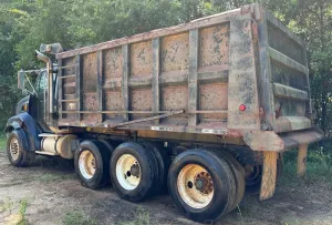 2001 STERLING LT9500 - view 5 of 41