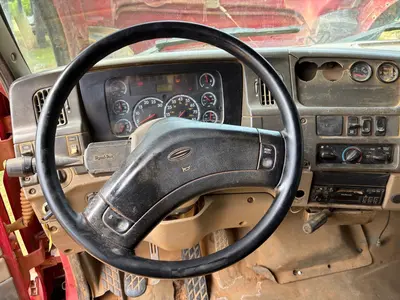 2005 STERLING LT9500 - view 20 of 44