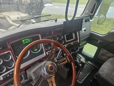 2009 KENWORTH W900 - view 18 of 28