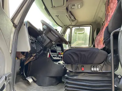 2014 INTERNATIONAL LF677 - view 10 of 45