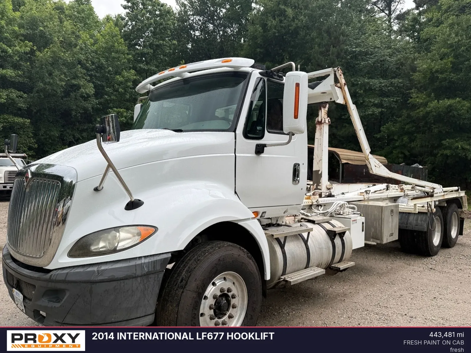 2014 INTERNATIONAL LF677