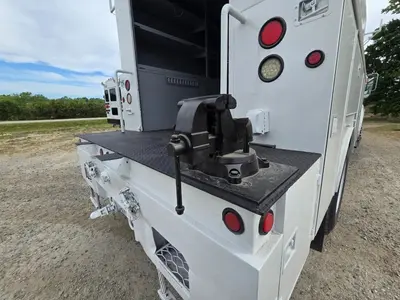 2009 FORD F750XL SUPER DUTY DIESEL - view 13 of 25