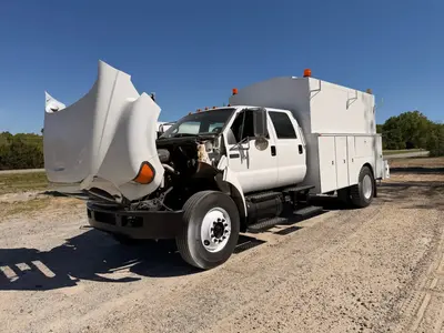 2009 FORD F750XL SUPER DUTY DIESEL - view 2 of 25