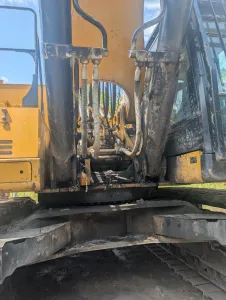 2019 CATERPILLAR 390FL - view 19 of 25