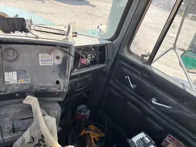 2000 MACK RD600 - view 9 of 27