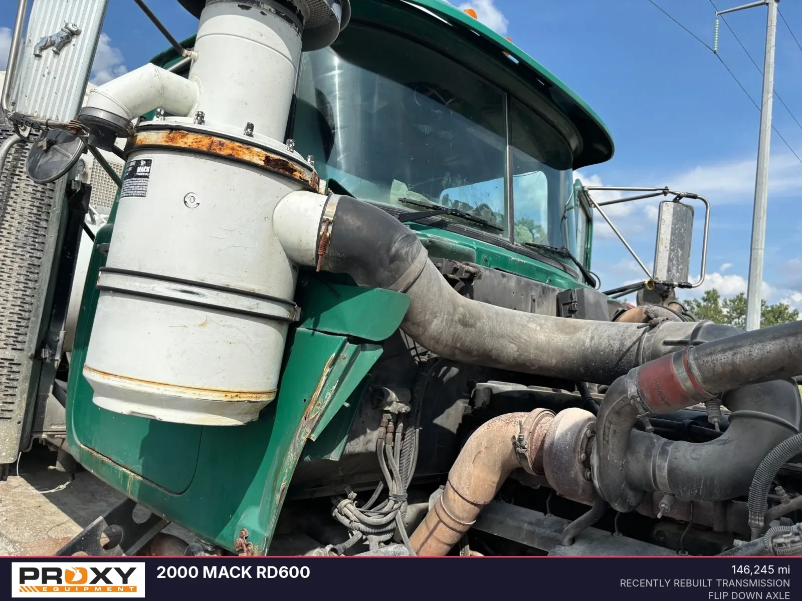 2000 MACK RD600