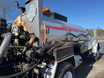 1998 FORD F800 - view 18 of 69