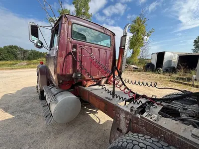 1985 Ford LTL9000 - view 6 of 26