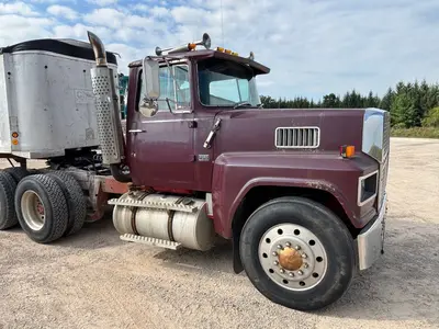 1985 Ford LTL9000 - view 4 of 26