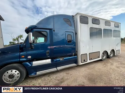 2011 Freightliner CASCADIA - view 5 of 32