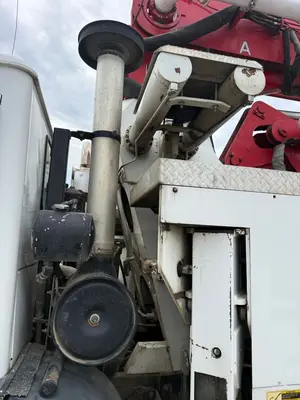 2005 MACK MR688S - view 13 of 30