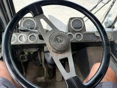 2005 MACK MR688S - view 9 of 31