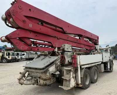2005 MACK MR688S - view 5 of 31