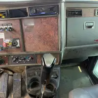 2004 KENWORTH T300 - view 20 of 36