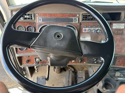 2004 KENWORTH T300 - view 14 of 36