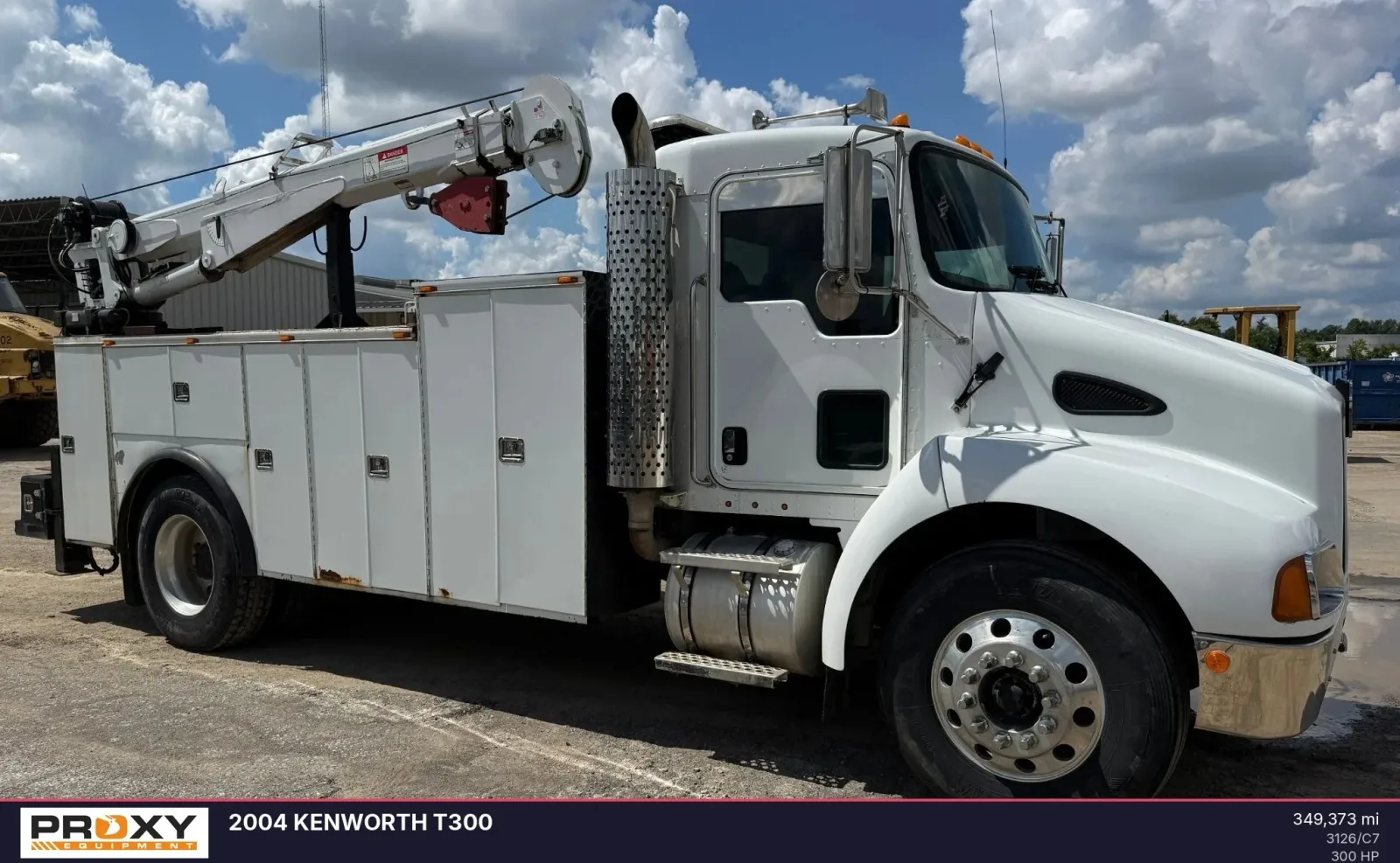 2004 KENWORTH T300