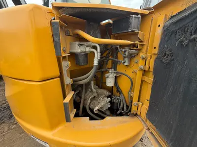 2010 DEERE 85G - view 12 of 32