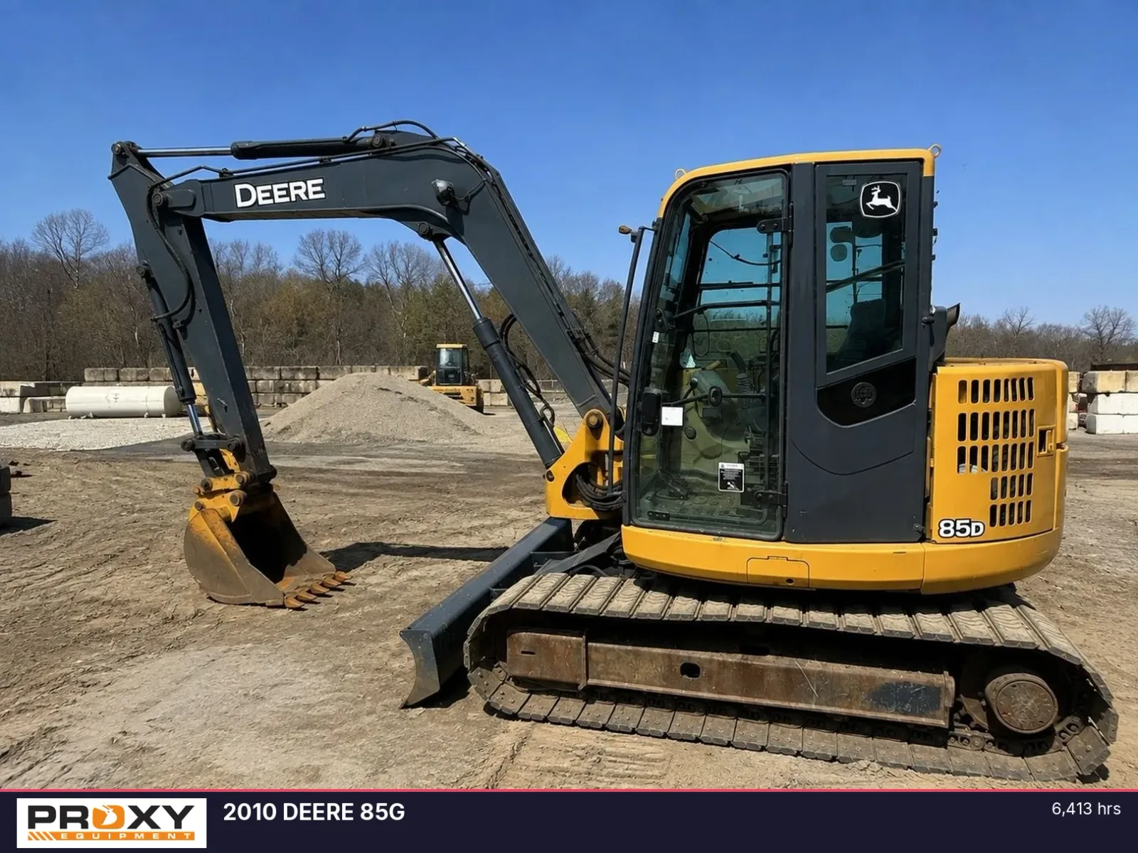 2010 DEERE 85G