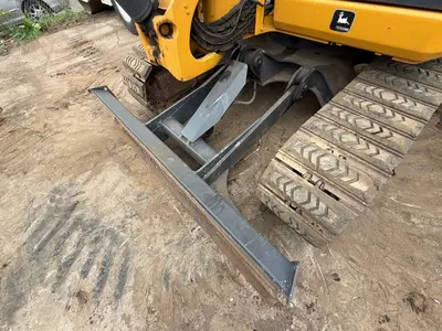 2010 DEERE 85G - view 13 of 32