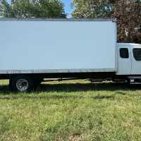 2023 FREIGHTLINER M2 106 - view 8 of 42