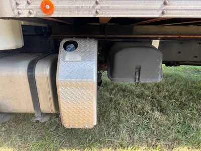 2023 FREIGHTLINER M2 106 - view 10 of 38
