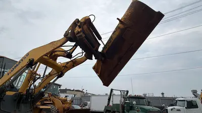 2005 KOMATSU WA320-6 - view 16 of 34
