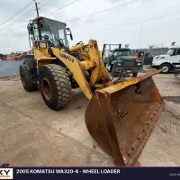2005 KOMATSU WA320-6 - view 2 of 33